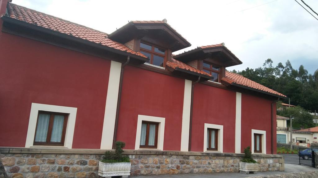 Posada Santa Eulalia Villanueva de la Peña Екстериор снимка